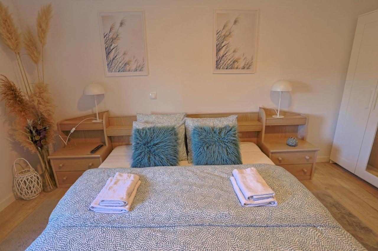 Luxury Apartman Alex With Sauna In The Village Otočac Exterior foto